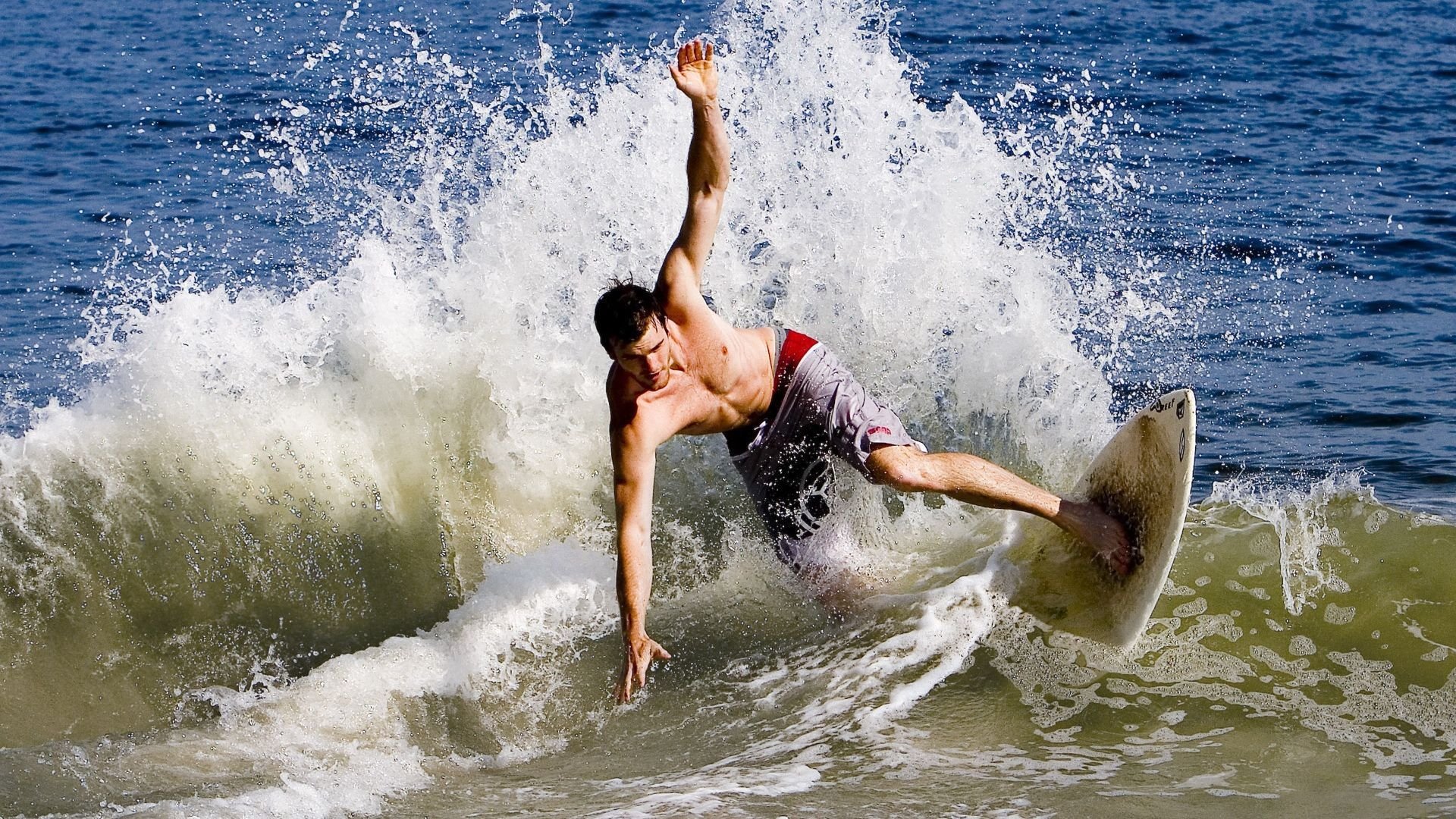 快攻转换速度快，进攻节奏灵活，快攻方法